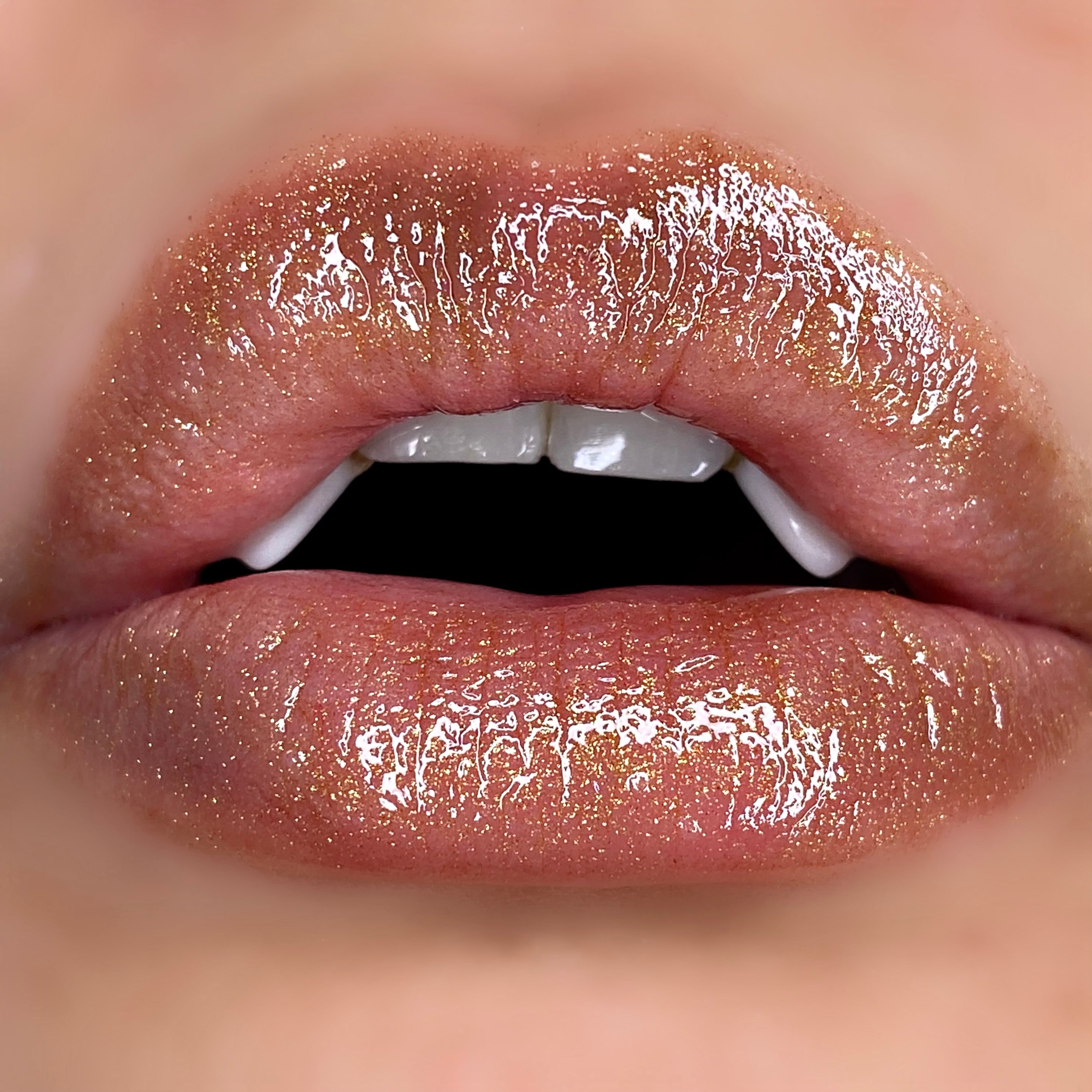 Lip Gloss Potion Yule